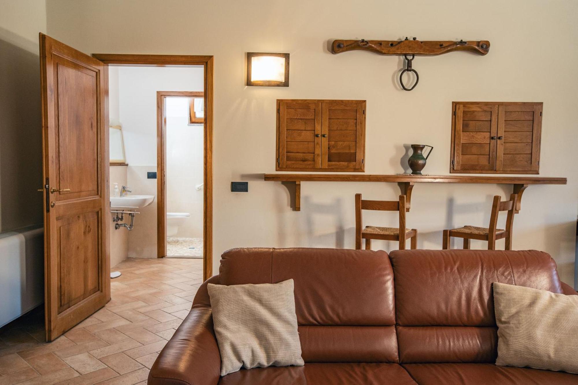 Cerqua Rosara Residence Valtopina الغرفة الصورة
